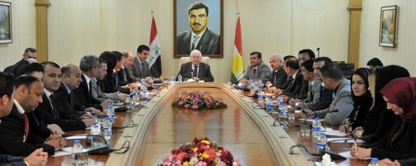  رئيس الجمهورية يجتمع بمحافظ دهوك والكادر الإداري في المحافظة